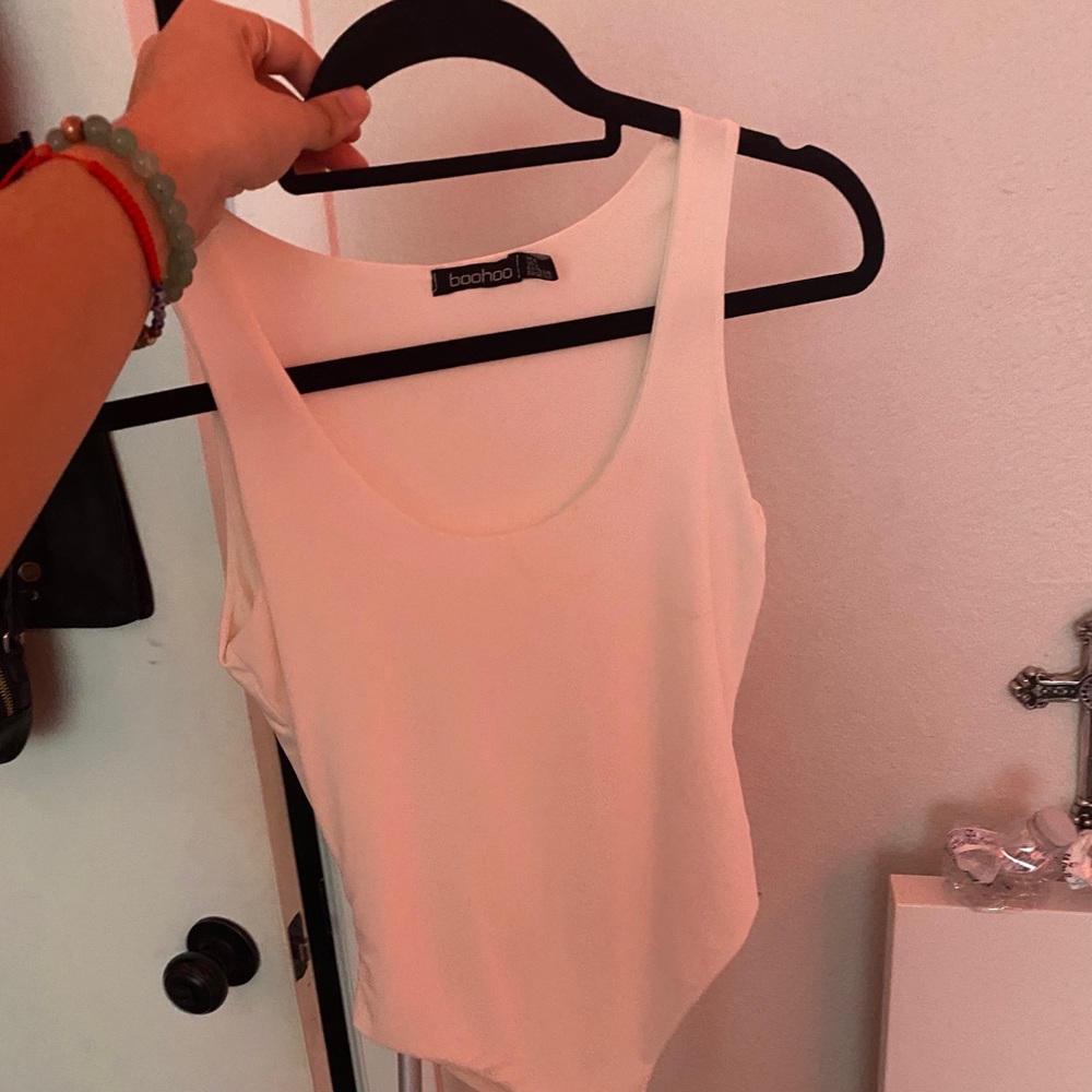 white boohoo bodysuit